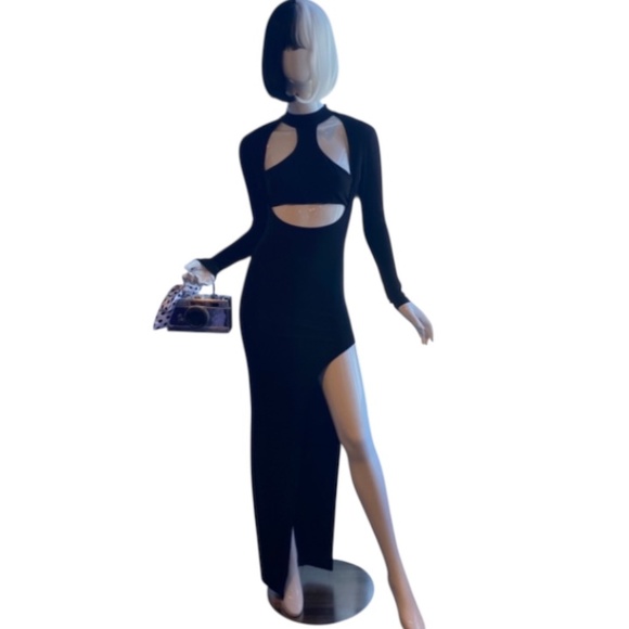 Ladies Sexy Black Maxi Dress with Cutouts - Picture 1 of 1